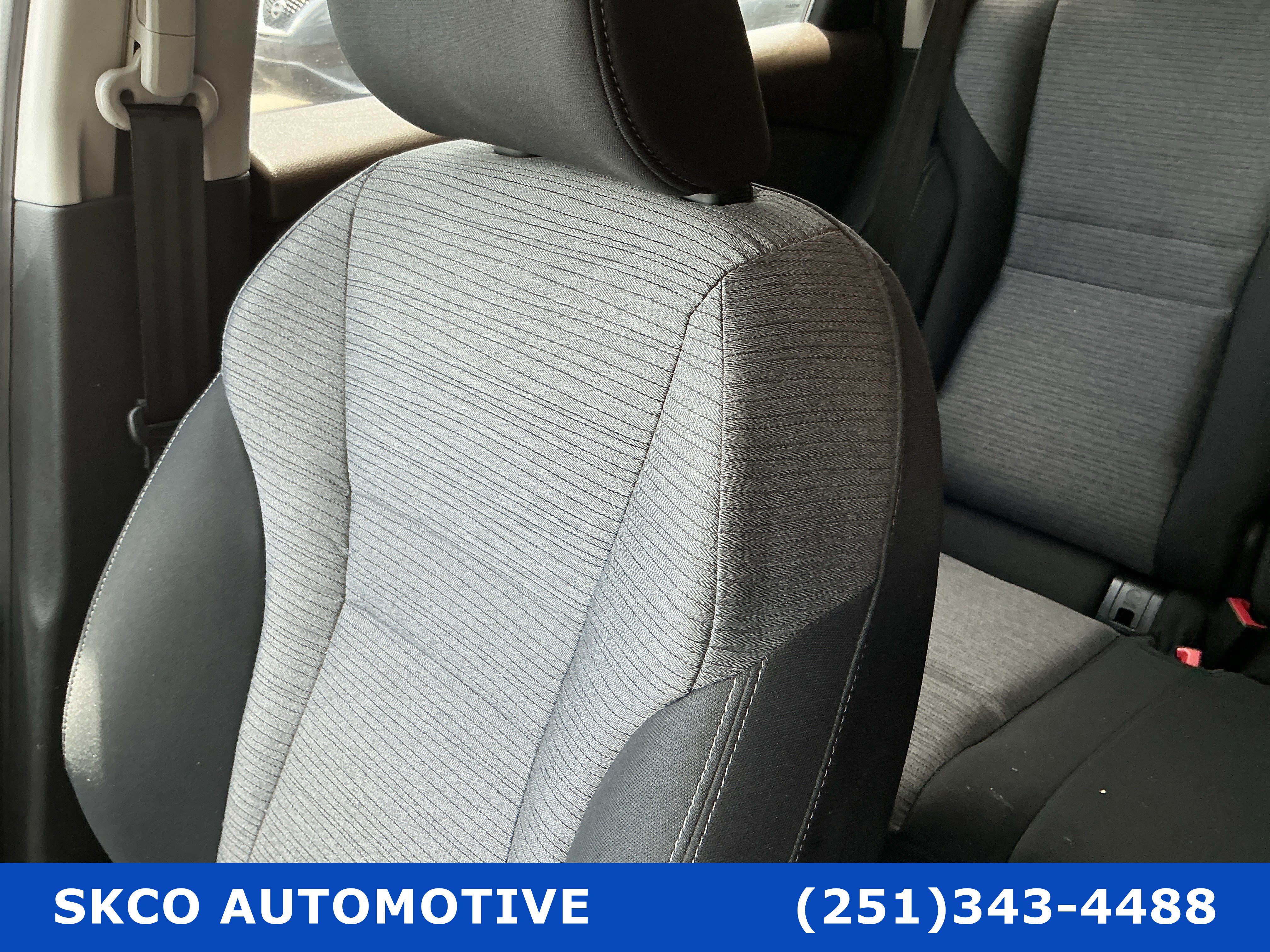 Used 2023 Nissan Rogue SV AWD/4WD image 27