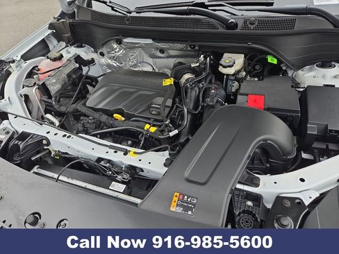 New 2026 Chevrolet Trax RS w/ Sunroof Package image 33