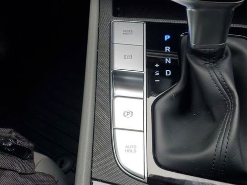 Used 2023 Hyundai Elantra SEL w/ Convenience Package image 37