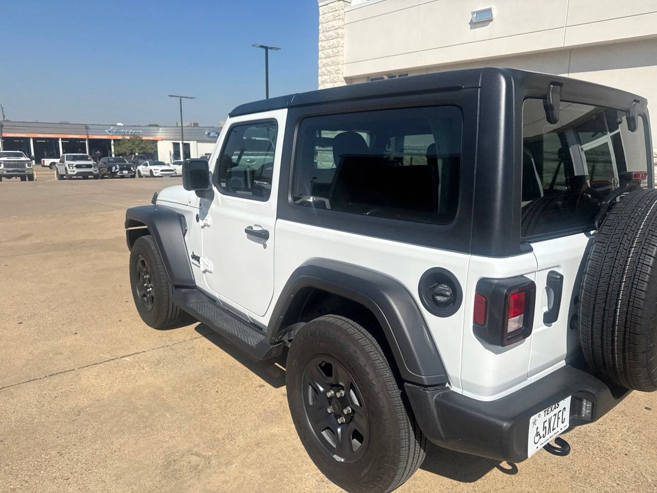 Used 2026 Jeep Wrangler Sport AWD/4WD image 5