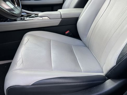 Used 2019 Lexus RX 350 FWD w/ Navigation Package image 16