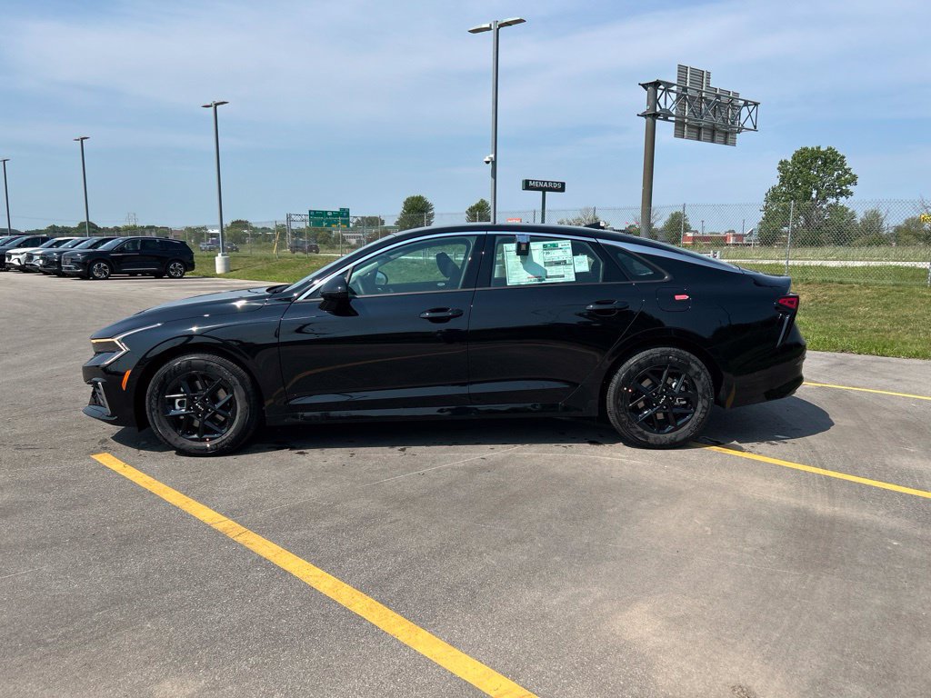 New 2026 Kia K5 LXS FWD image 25