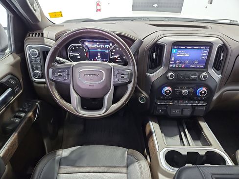 Used 2022 GMC Sierra 1500 Denali w/ Denali Premium Package AWD/4WD image 14