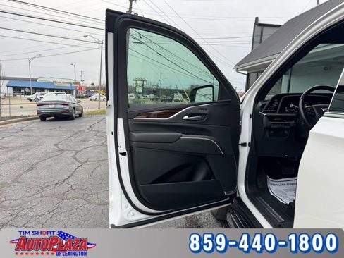 Used 2021 Cadillac Escalade ESV Premium Luxury AWD/4WD image 54