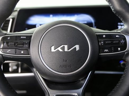 Certified 2025 Kia Sportage SX image 6