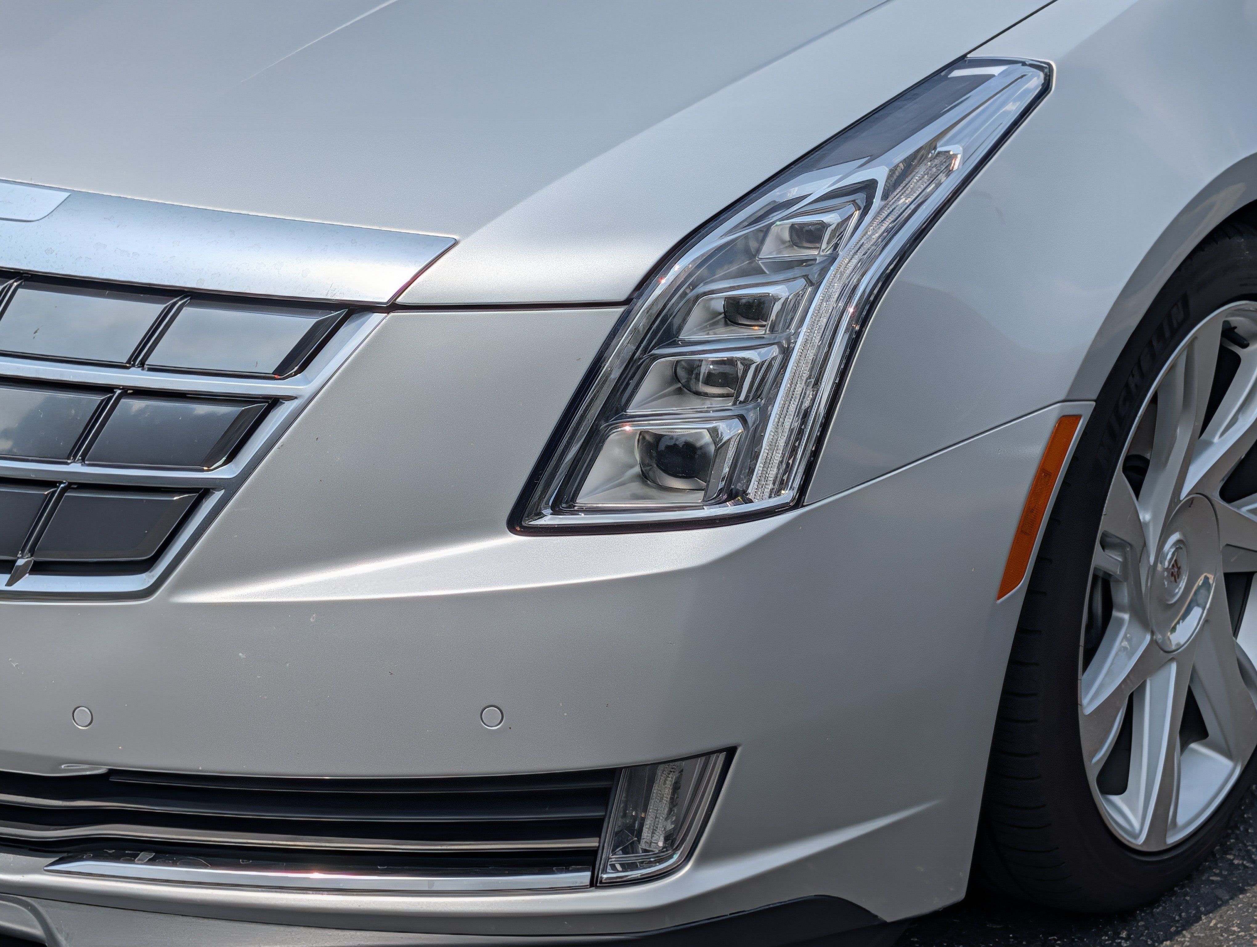 Used 2014 Cadillac ELR FWD image 16