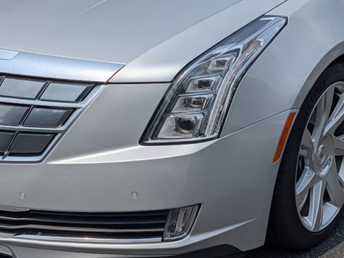 Used 2014 Cadillac ELR FWD image 16