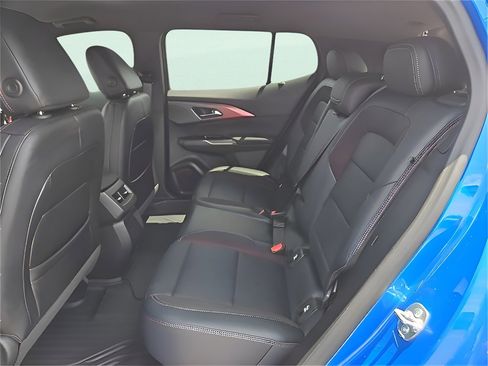 New 2025 Chevrolet Equinox EV RS image 13