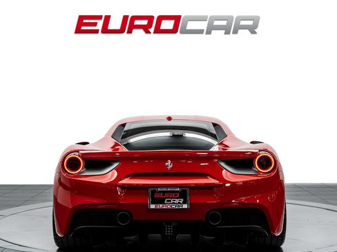 Used 2017 Ferrari 488 GTB RWD image 4