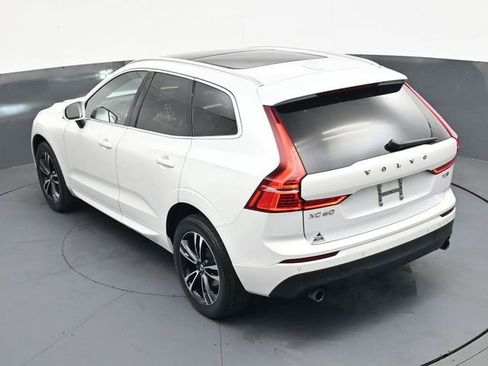 Used 2020 Volvo XC60 T5 Momentum w/ Protection Package image 22
