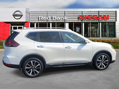 Used 2019 Nissan Rogue SL w/ Premium Package AWD/4WD image 6