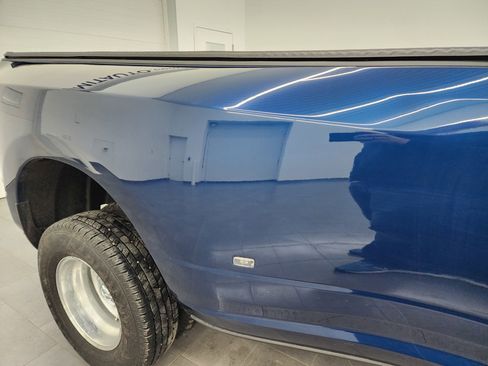 Used 2024 RAM 3500 Big Horn w/ Sport Appearance Package image 26