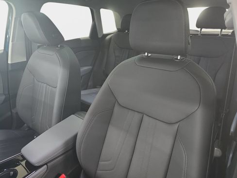 New 2026 Audi Q3 quattro 2.0T AWD/4WD image 8