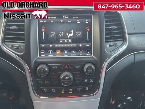 Used 2018 Jeep Grand Cherokee Summit w/ Platinum Series Group AWD/4WD image 18