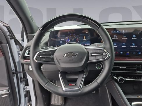 Used 2026 Chevrolet Traverse Z71 w/ Enhanced Driving Package AWD/4WD image 13