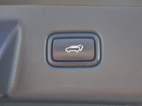 Used 2021 Kia Telluride EX image 18