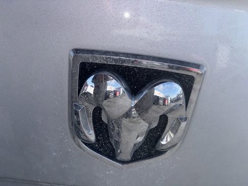 Used 2018 RAM 1500 Express w/ Popular Equipment Group image 10