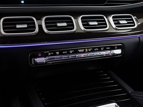 New 2025 Mercedes-Benz GLE 350 GLE 350 image 25