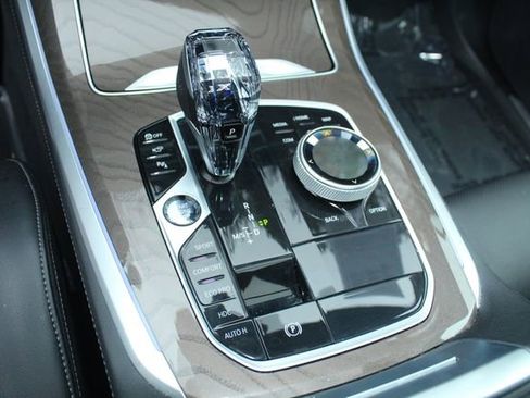 Used 2023 BMW X5 xDrive40i w/ Premium Package image 15