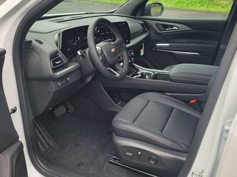 New 2026 Chevrolet Traverse LT w/ Driver Confidence Package image 18