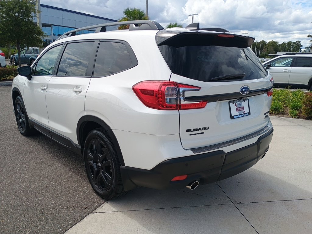 Certified 2025 Subaru Ascent Bronze Edition w/ Onyx Package AWD/4WD image 7