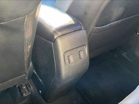 Used 2023 Nissan Kicks SR w/ SR Premium Package FWD image 10