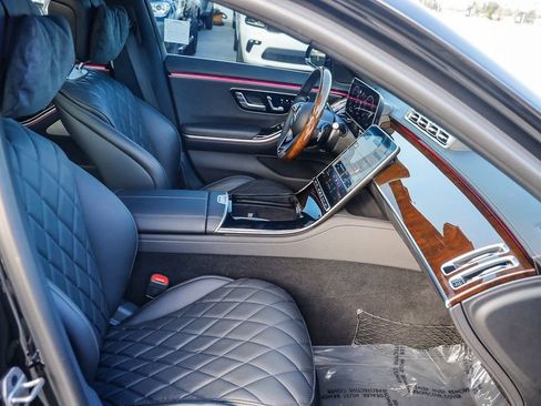 Used 2024 Mercedes-Benz S 580 S 580 image 19