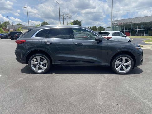 New 2025 Audi Q5 Premium Plus image 10