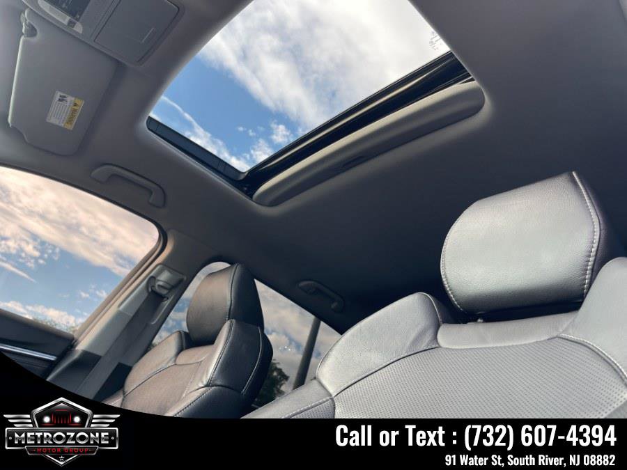 Used 2020 Acura MDX w/ Technology Package AWD/4WD image 19