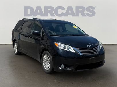 Used 2017 Toyota Sienna XLE Premium