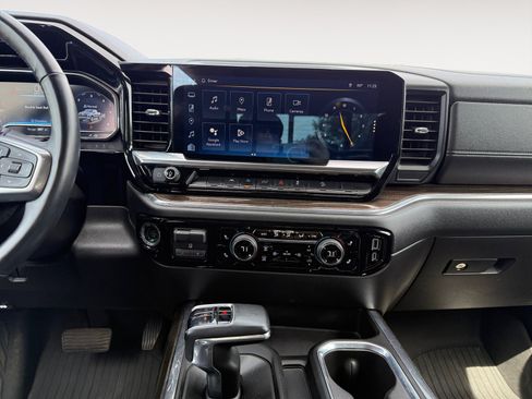 Used 2023 Chevrolet Silverado 1500 RST AWD/4WD image 11