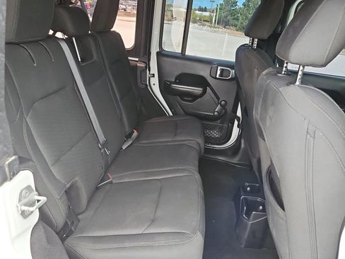 Used 2018 Jeep Wrangler Unlimited Sport AWD/4WD image 20