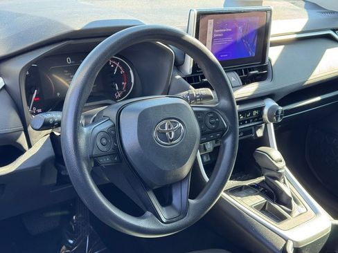 Used 2024 Toyota RAV4 XLE image 19