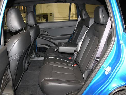 New 2026 Jeep Cherokee Limited AWD/4WD image 28