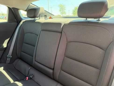 Used 2024 Chevrolet Malibu LT image 20