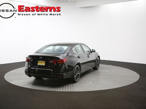 Used 2023 Nissan Altima 2.5 SR w/ SR Premium Package image 62