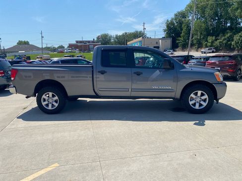 Used 2013 Nissan Titan SV image 5