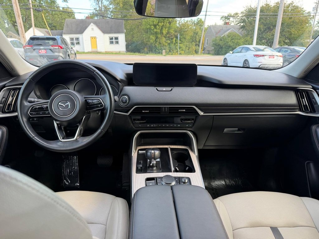 Used 2024 MAZDA CX-90 3.3 Turbo w/ Preferred Plus AWD/4WD image 31