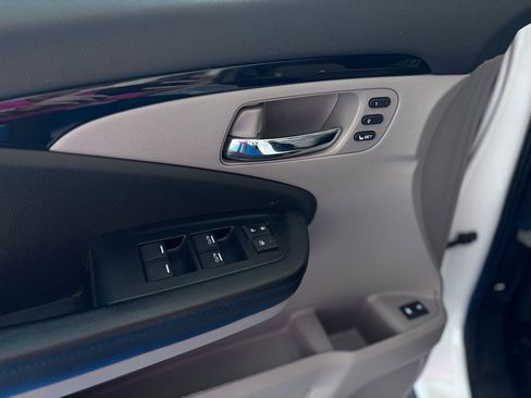 Used 2018 Honda Pilot Touring image 20