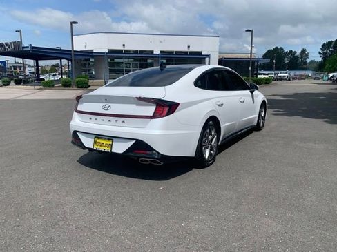 Used 2021 Hyundai Sonata SEL w/ Convenience Package FWD image 5
