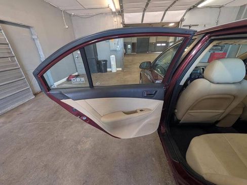 Used 2009 Hyundai Sonata GLS w/ Popular Equipment Pkg 2 FWD image 24