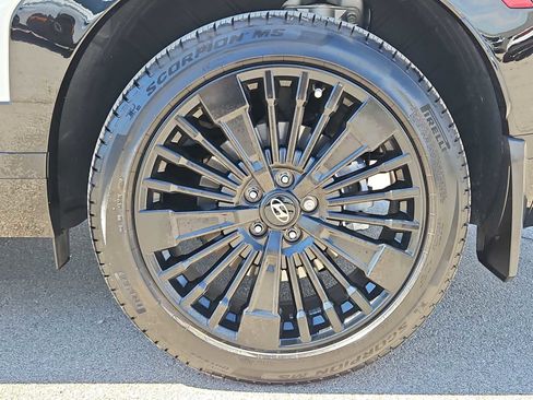 Certified 2025 Hyundai Santa Fe Calligraphy image 13