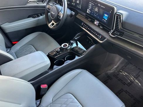 Used 2025 Kia Sportage X-Line AWD/4WD image 18