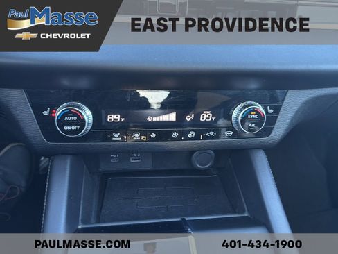 Used 2023 Mitsubishi Outlander SE image 17