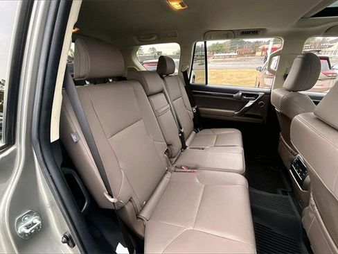 Used 2022 Lexus GX 460 Premium image 22