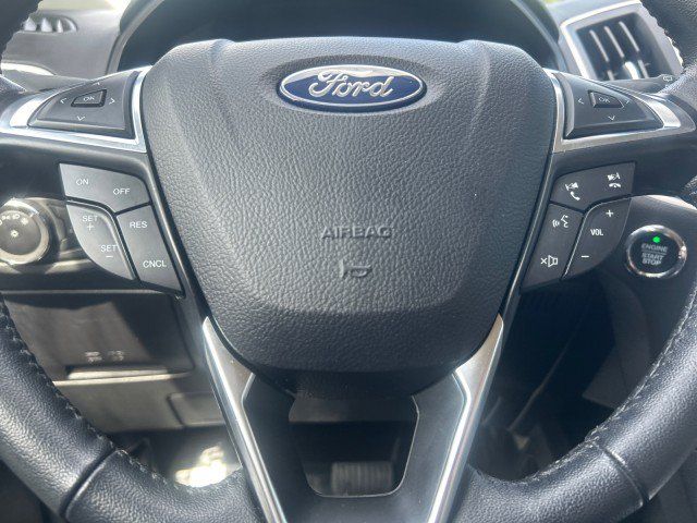 Used 2023 Ford Edge SEL AWD/4WD image 16