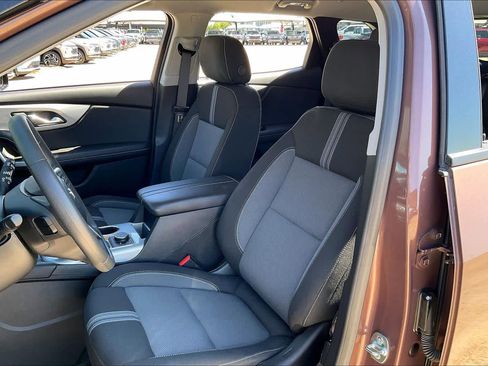 Certified 2024 Chevrolet Blazer LT w/ Convenience Package FWD image 9