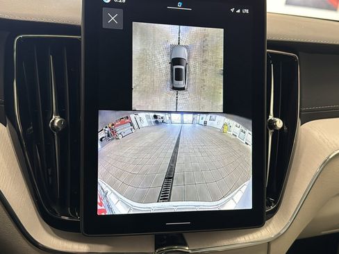 New 2026 Volvo XC60 B5 Ultra w/ Protection Package Premier image 18