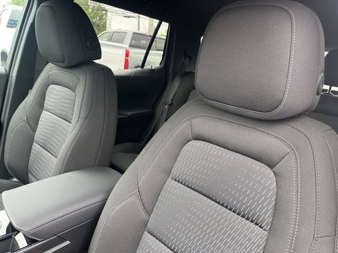 New 2026 Chevrolet Equinox LT image 12