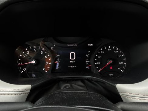 Used 2025 Jeep Compass Limited AWD/4WD image 39